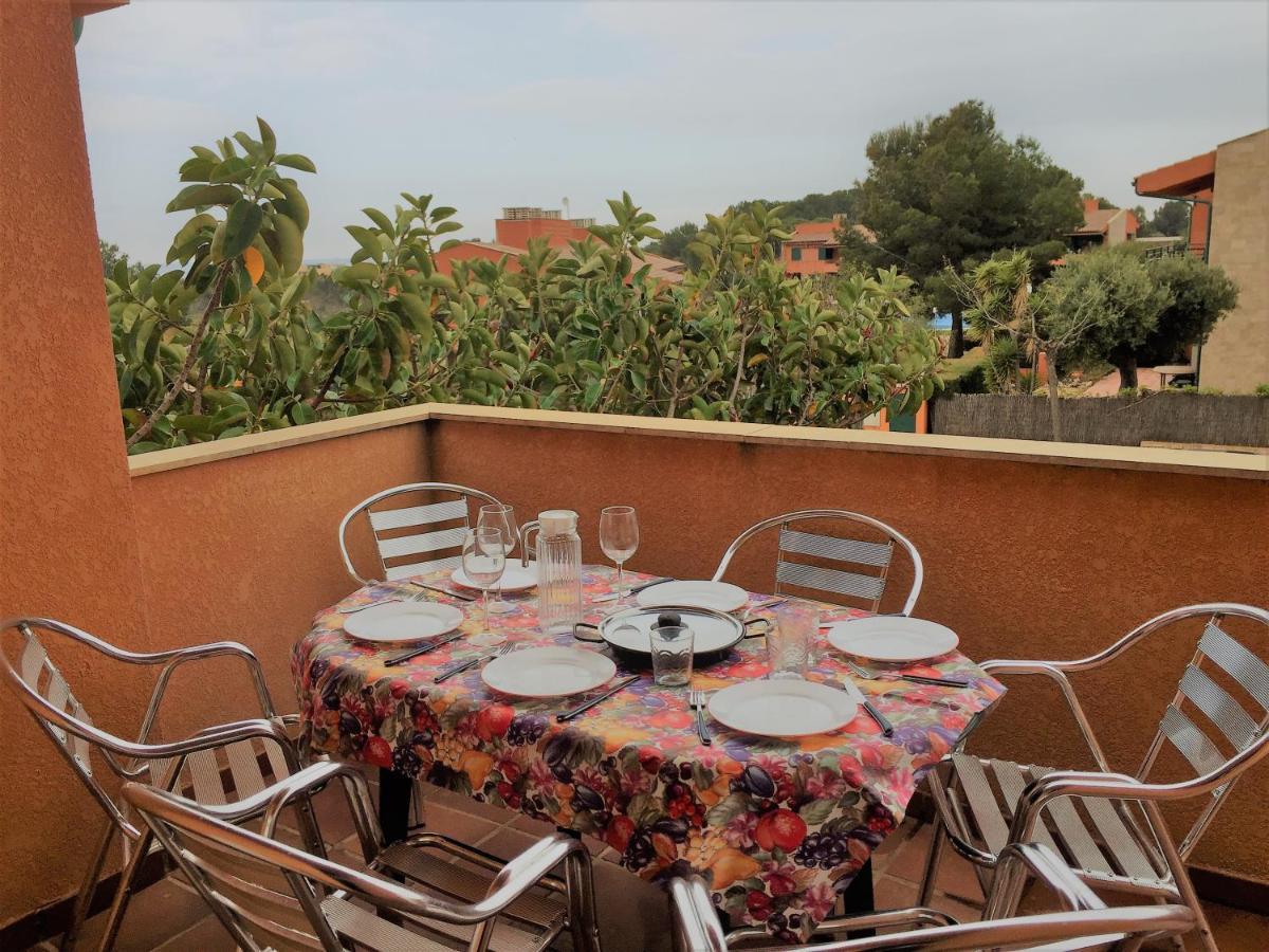 Ongi Etorri Apartment Calafat Bagian luar foto